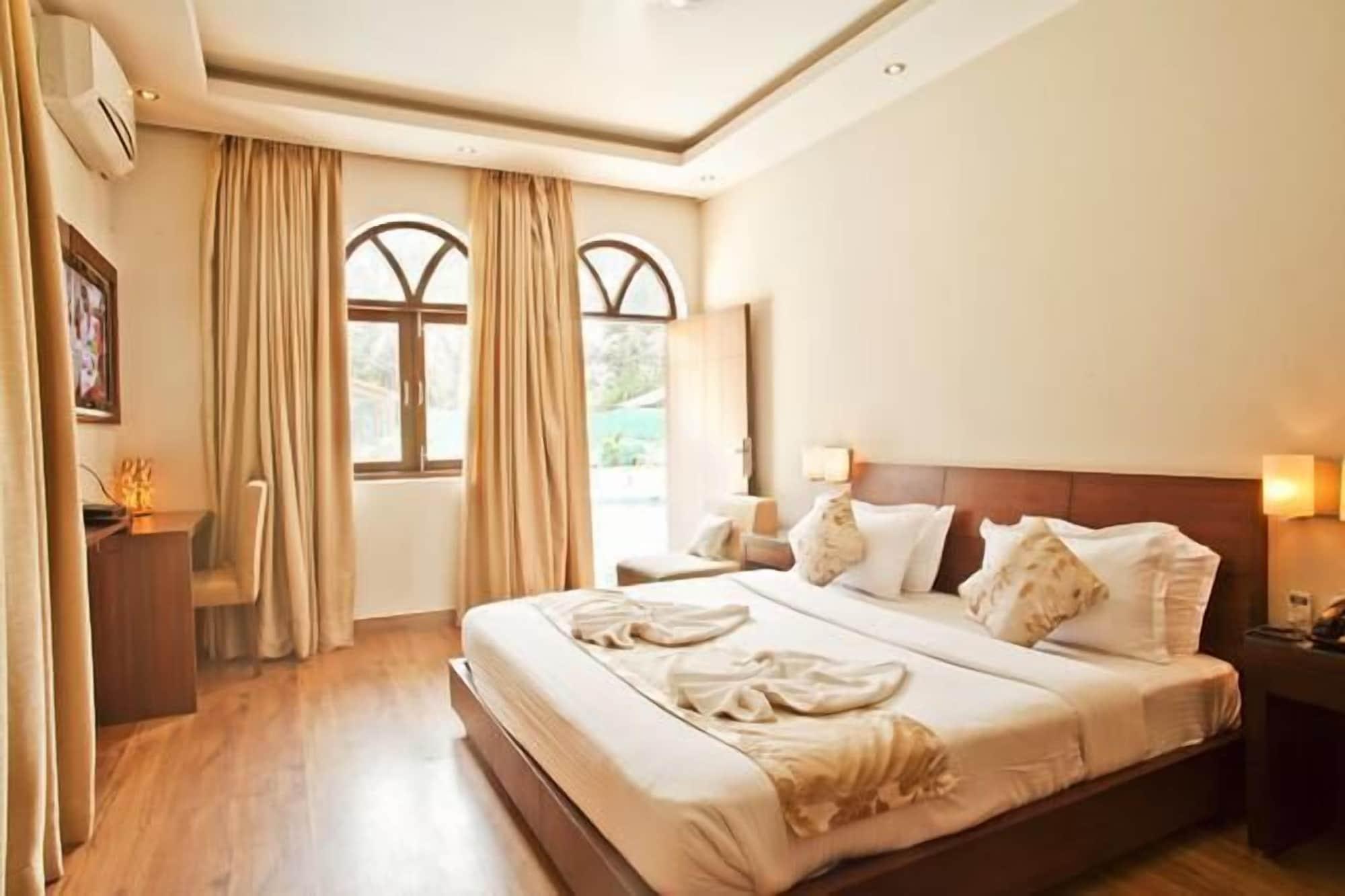 Sukhmantra Resort & Spa Candolim Exterior photo
